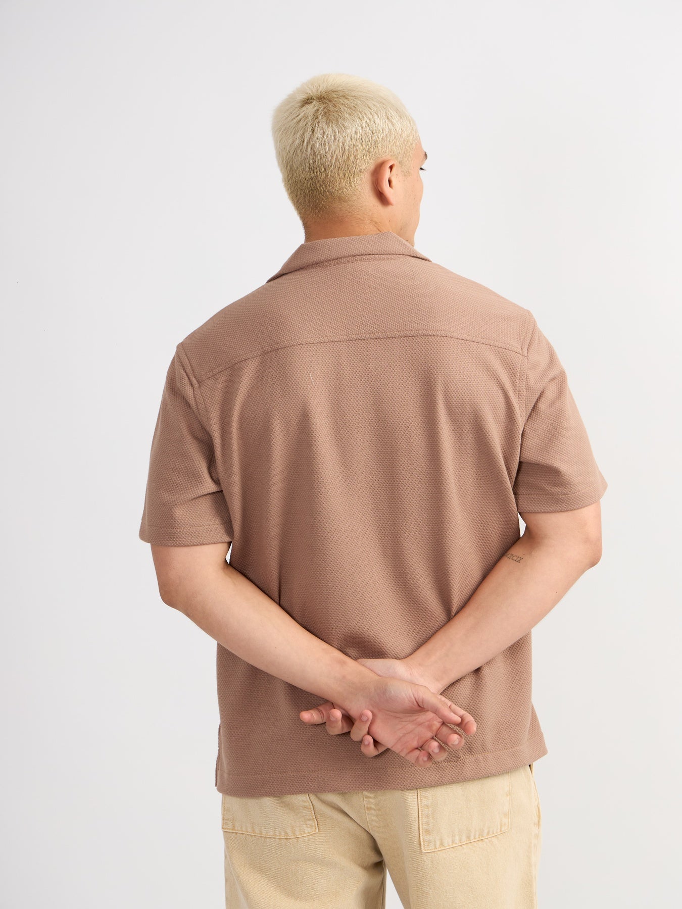 CAMISA HARVEY MARRÓN