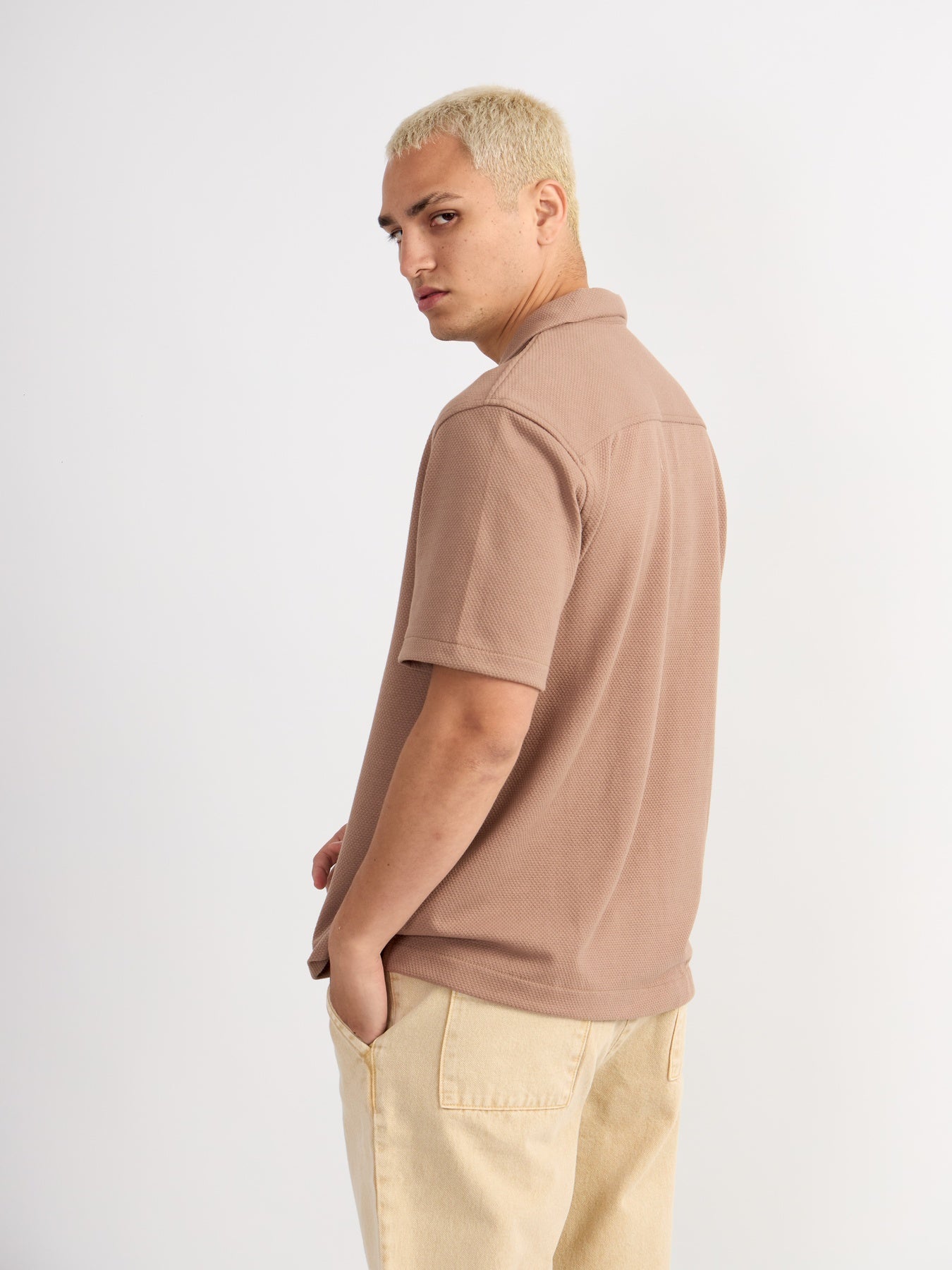 CAMISA HARVEY MARRÓN