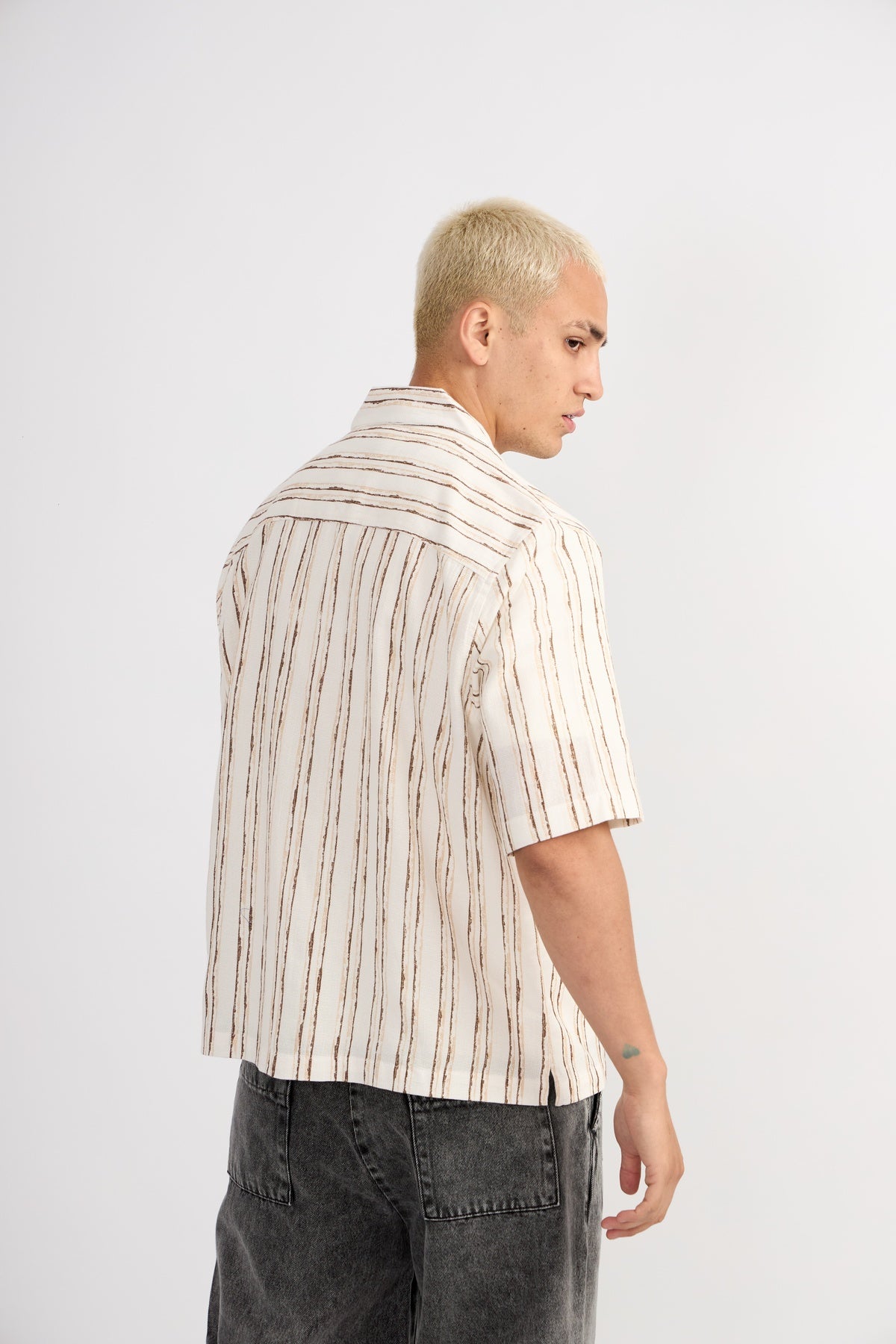 CAMISA OVERSIZE ALEJO MARRÓN