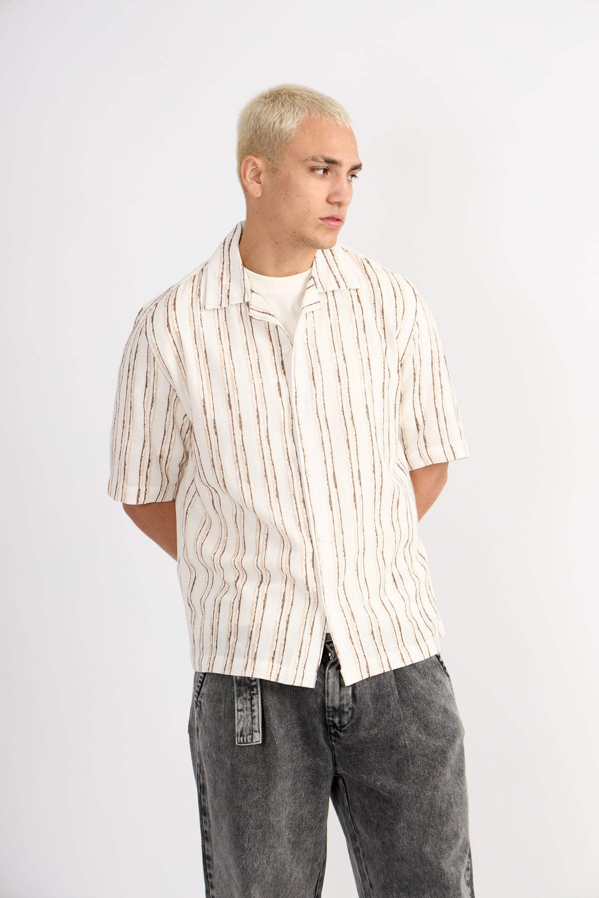 CAMISA OVERSIZE ALEJO MARRÓN