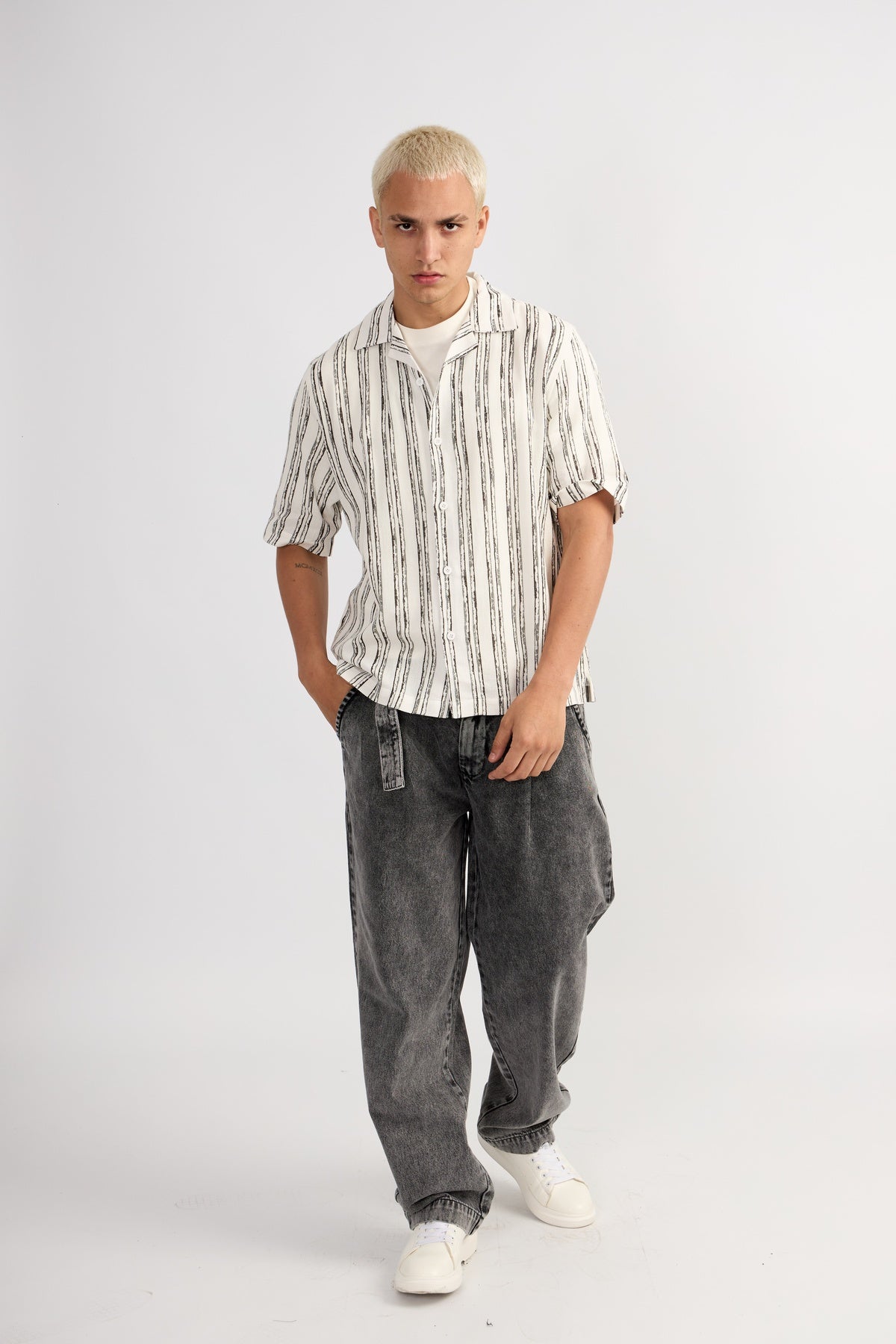 CAMISA OVERSIZE ALEJO NEGRO